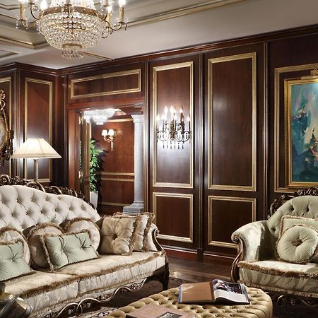 Rixos Khadisha Shymkent Hotell Rom bilde A living room in the Imperial Suite