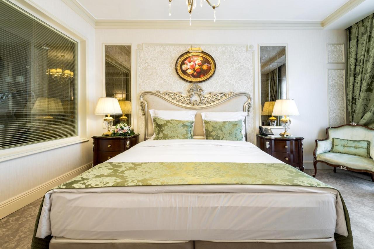 Rixos Khadisha Shymkent Hotell Eksteriør bilde A bedroom at the hotel